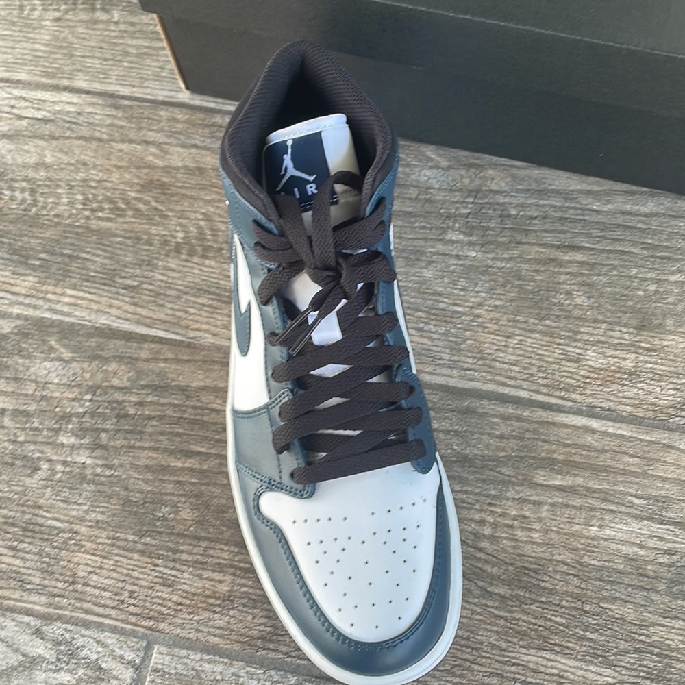 Air Jordan 1 Armory Navy Men’s Sneakers - Picture 5 of 8